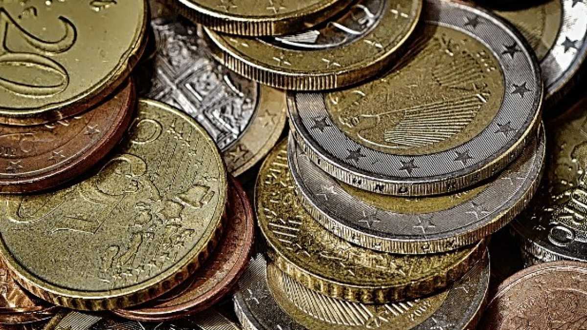 Immagine di Uno studio farsa sull'Euro riaccende il pazzo partito della Lira