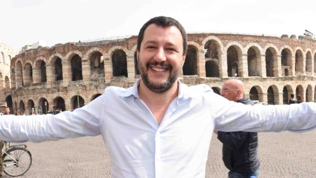 Immagine di La guerra dei dossier nel M5s salva la faccia a Salvini sull’autonomia