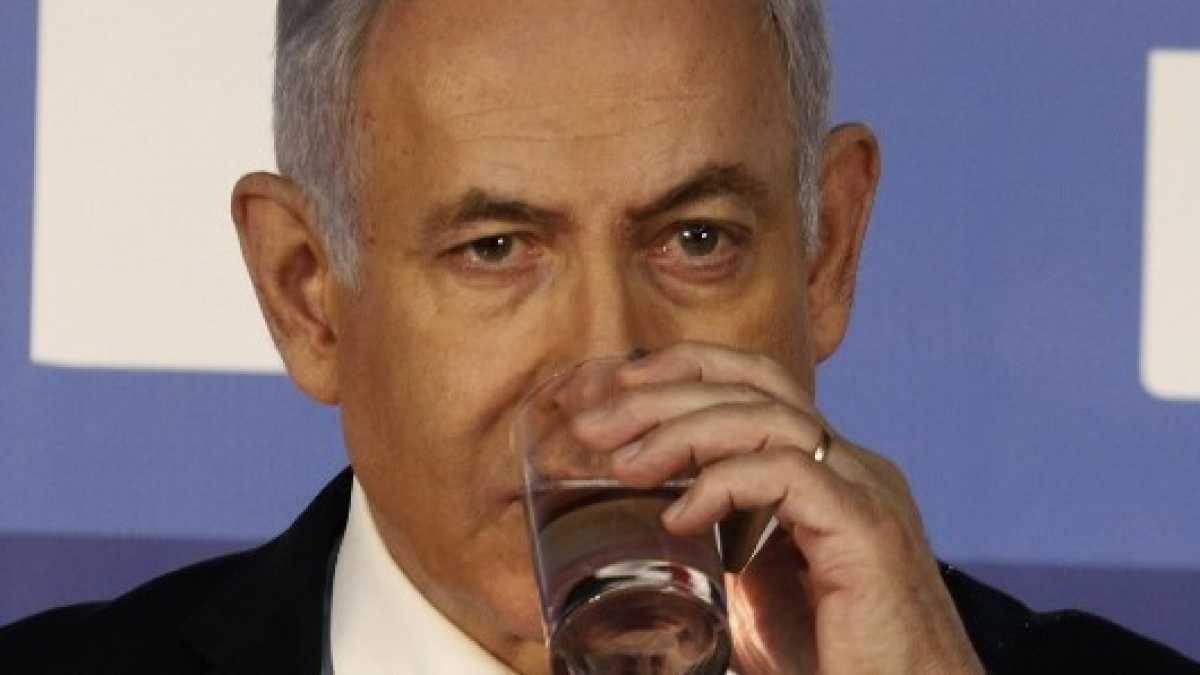 Immagine di Bibi è nei guai ma prepara la sua controffensiva (fondata su un’arte)