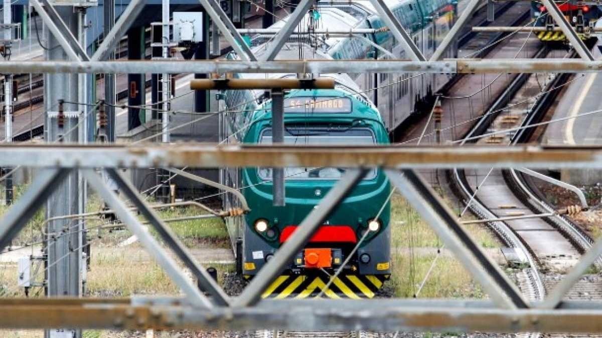 Immagine di Per far viaggiare bene Trenord, serve pensare la mobilità