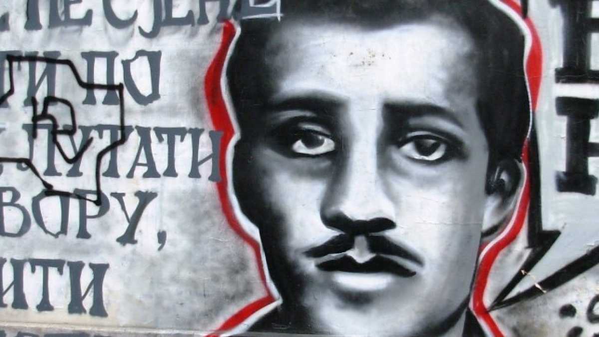 Immagine di Le quattro pistole di Gavrilo Princip e le verità storiche che l’Europa deve difendere dai sovranismi