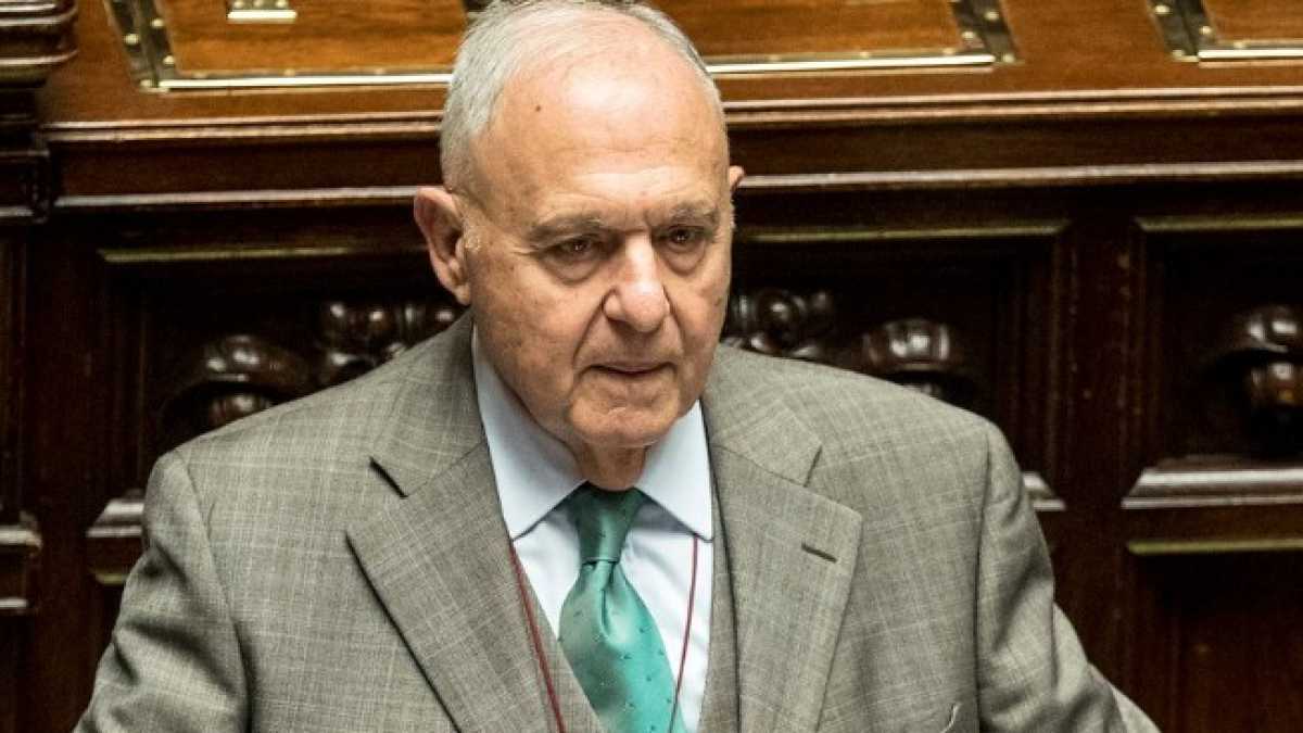 Immagine di Fronda contro Savona