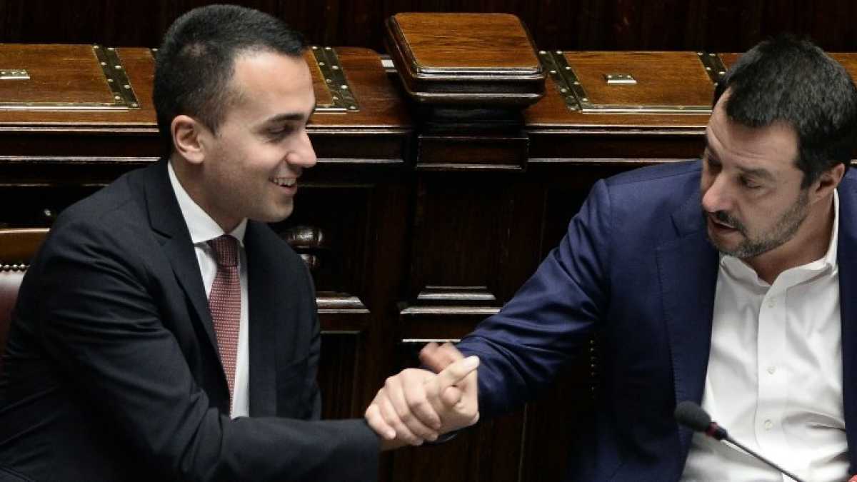 Immagine di Tutte le finte liti dei compari Salvini e Di Maio