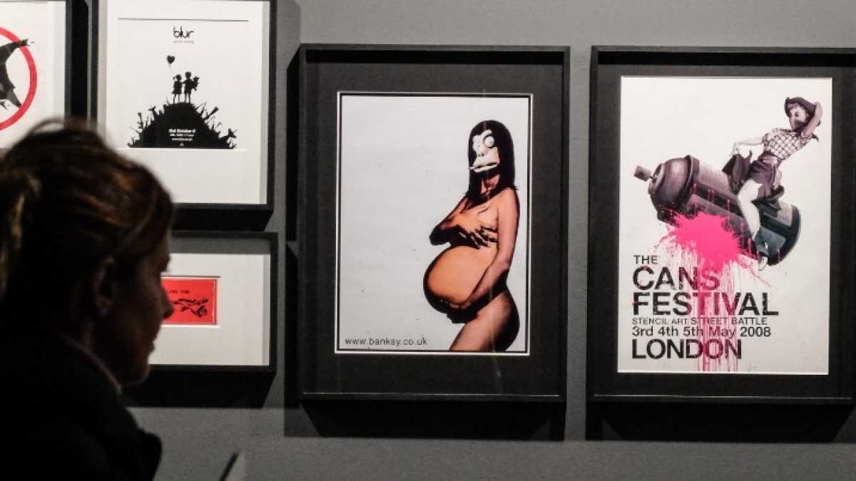 Immagine di La Mostra di Banksy ora a Milano. Ma stampato su una t-shirt, la sorpresa finisce