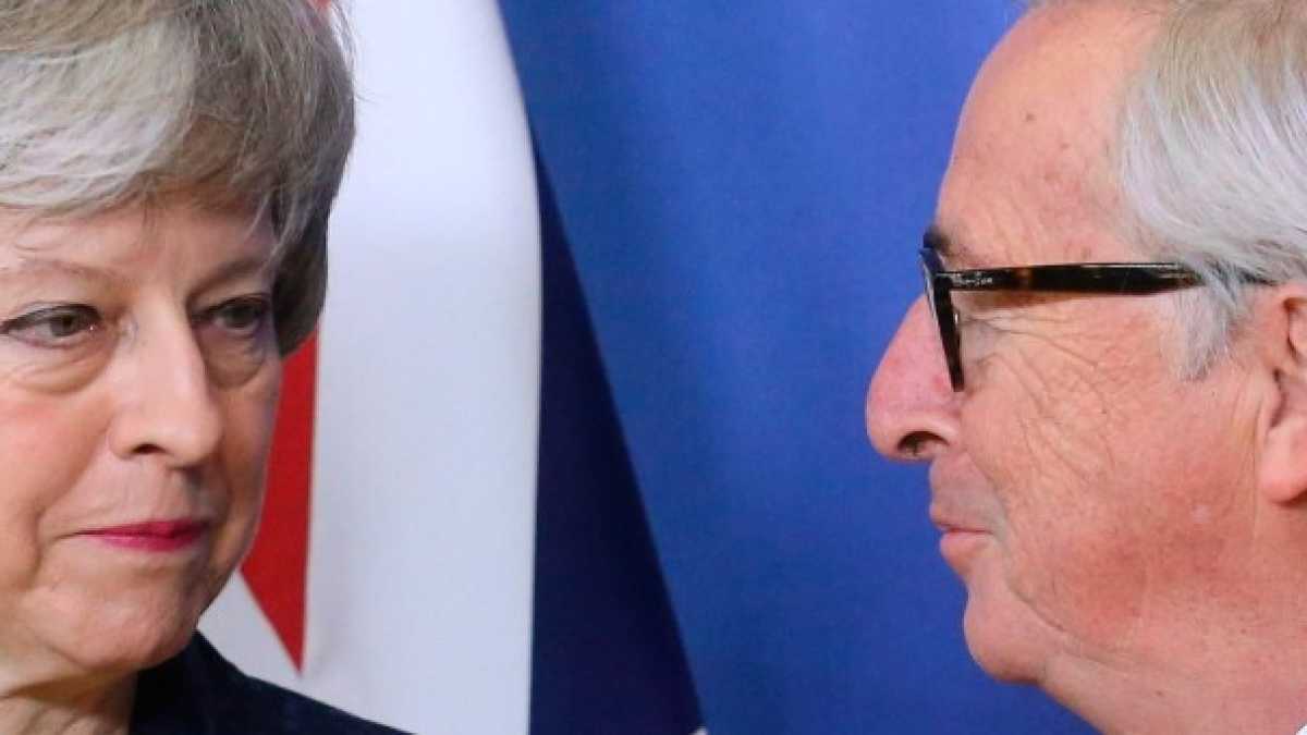 Immagine di L’Ue fa un’ultima offerta (seria) sulla Brexit, ma la May è in panico
