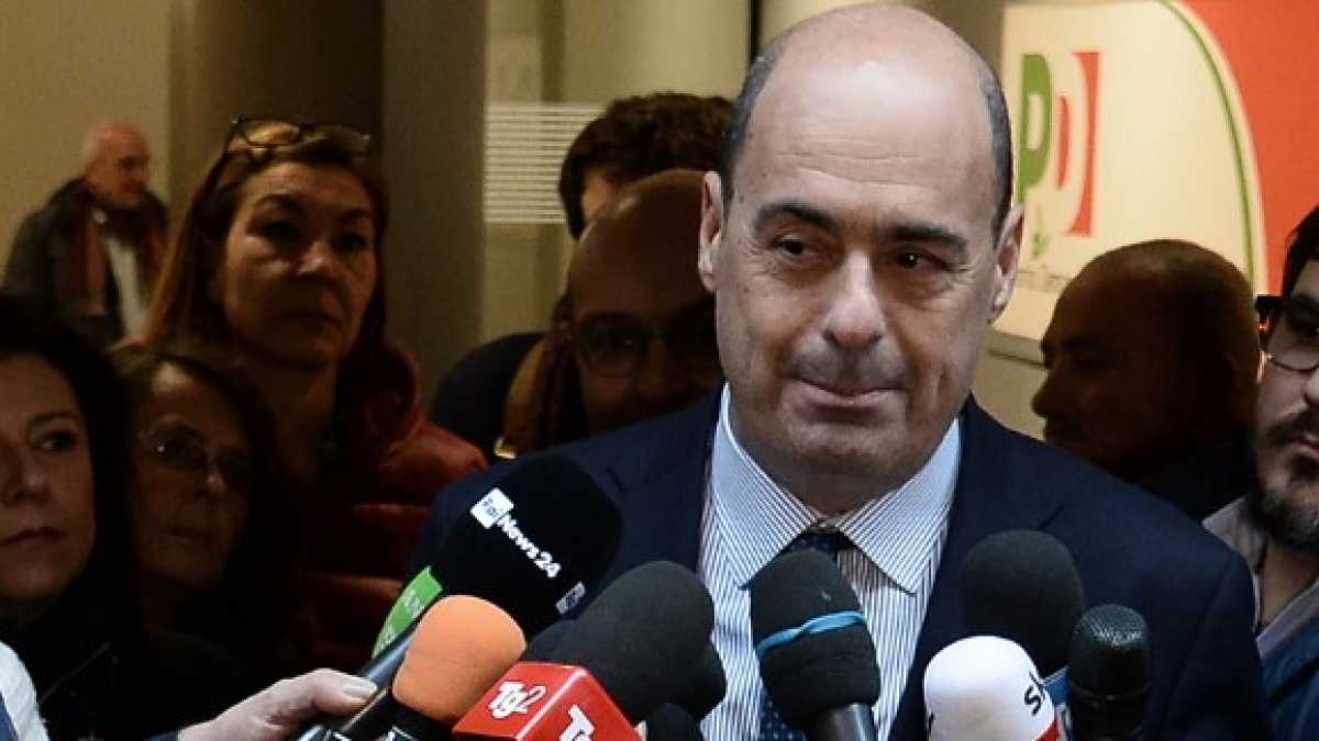 Immagine di Dalla guerra delle targhe al patto con il Cav. Storia, breve, del Nazareno