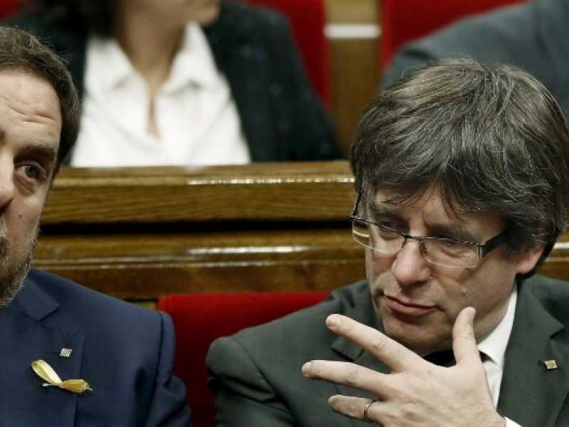 Oriol Junqueras e Carles Puigdemont (foto LaPresse)