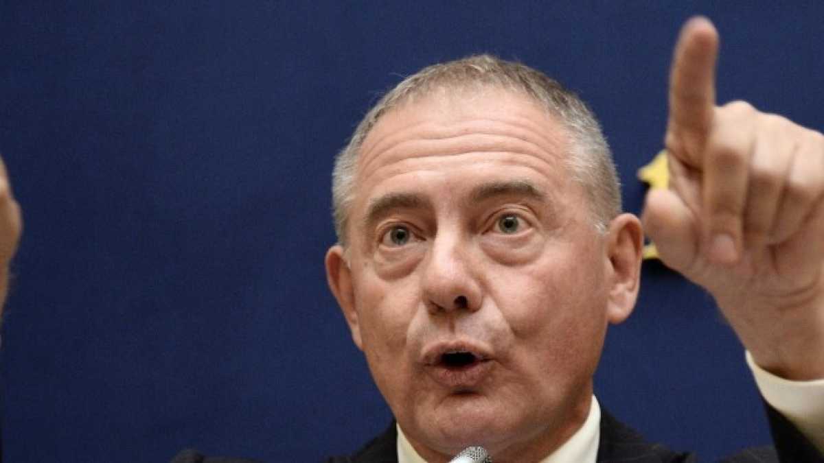 Immagine di “L'Italia non può diventare strumento dell’egemonia cinese”. Parla il vicepresidente del Copasir