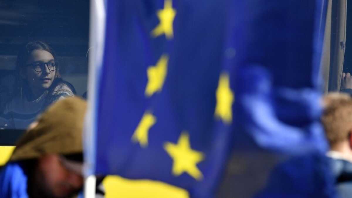 Immagine di Chi imbroglia i giovani non è l’Europa