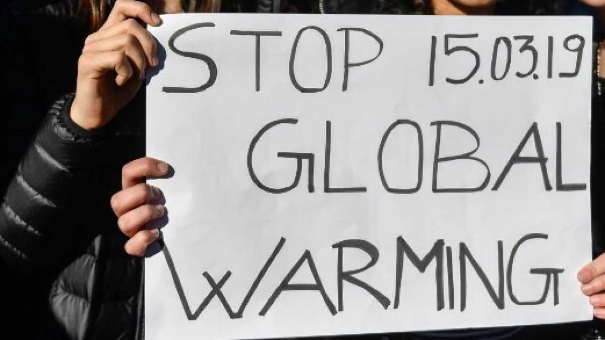 Immagine di Dopo la manifestazione contro la CO2 nessuno vada in vacanza