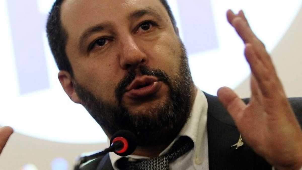 Immagine di Salvini continua con le promesse fiscali