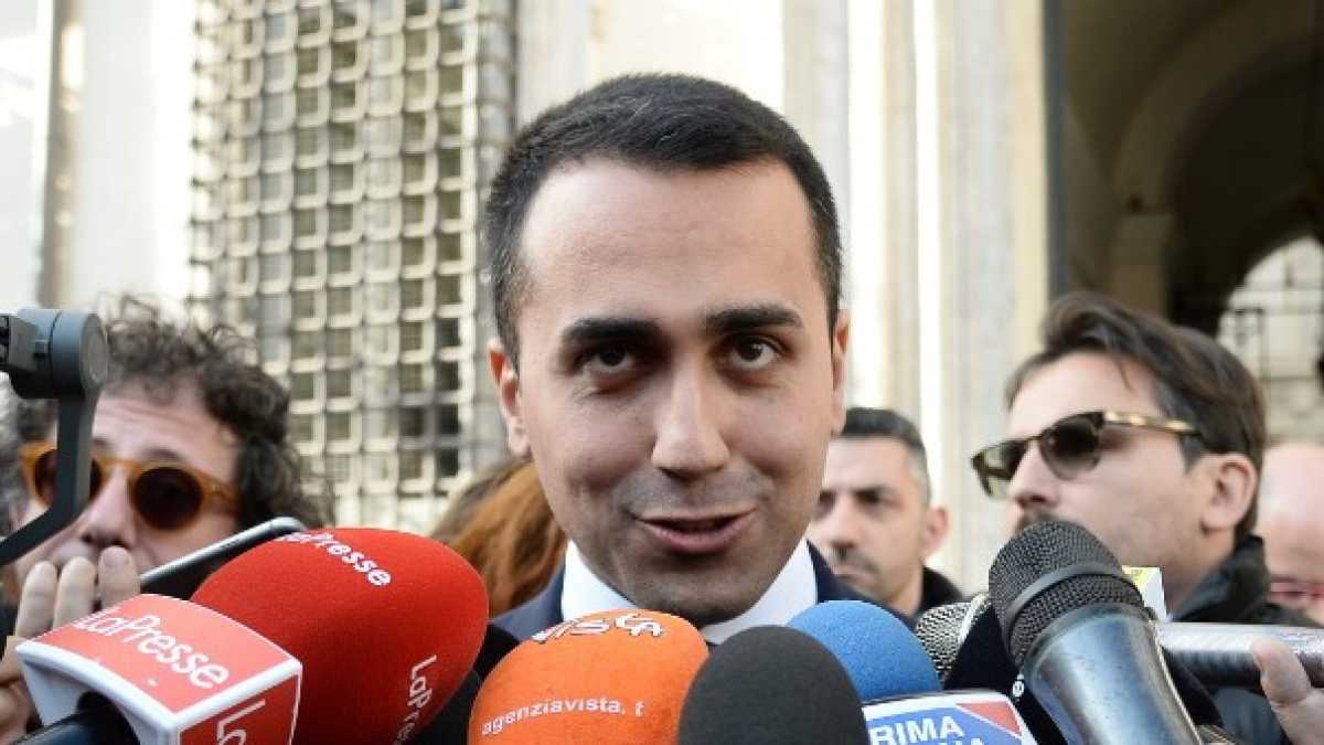 Immagine di Di Maio sembra un bot che shakera mezzo secolo di linguaggio politico