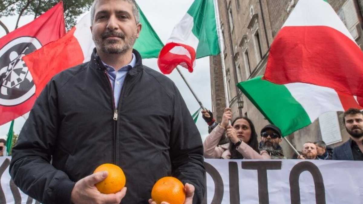 Immagine di Portare le arance anche a Miss Buchenwald