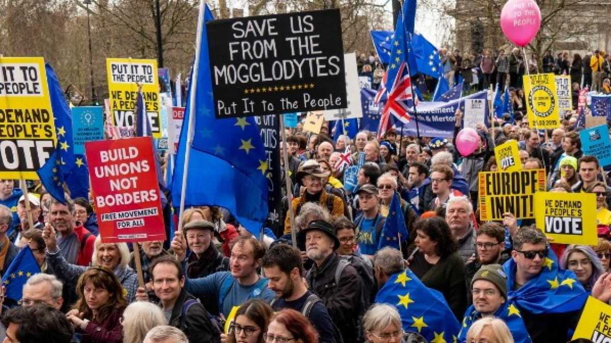 Immagine di Nella piazza del People’s vote si è sognato sulle “crepe” della Brexit
