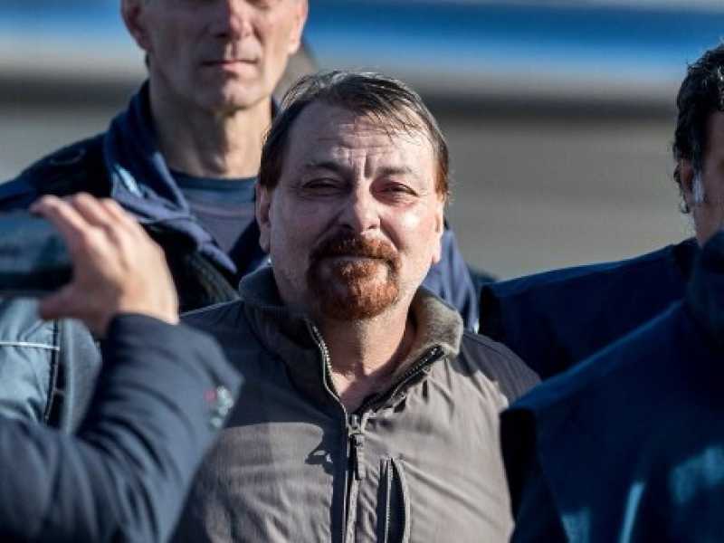 La gogna e Cesare Battisti