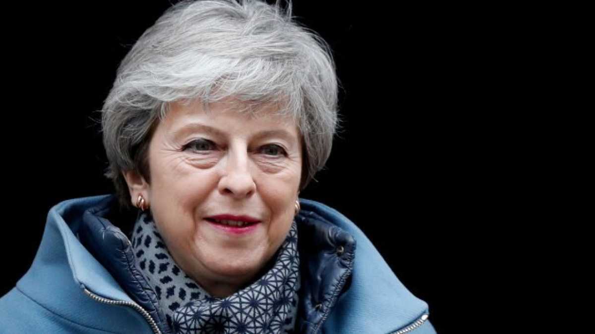 Immagine di Theresa May dice: votate il mio accordo Brexit e mi dimetto. L’analisi di un euroscettico cauto