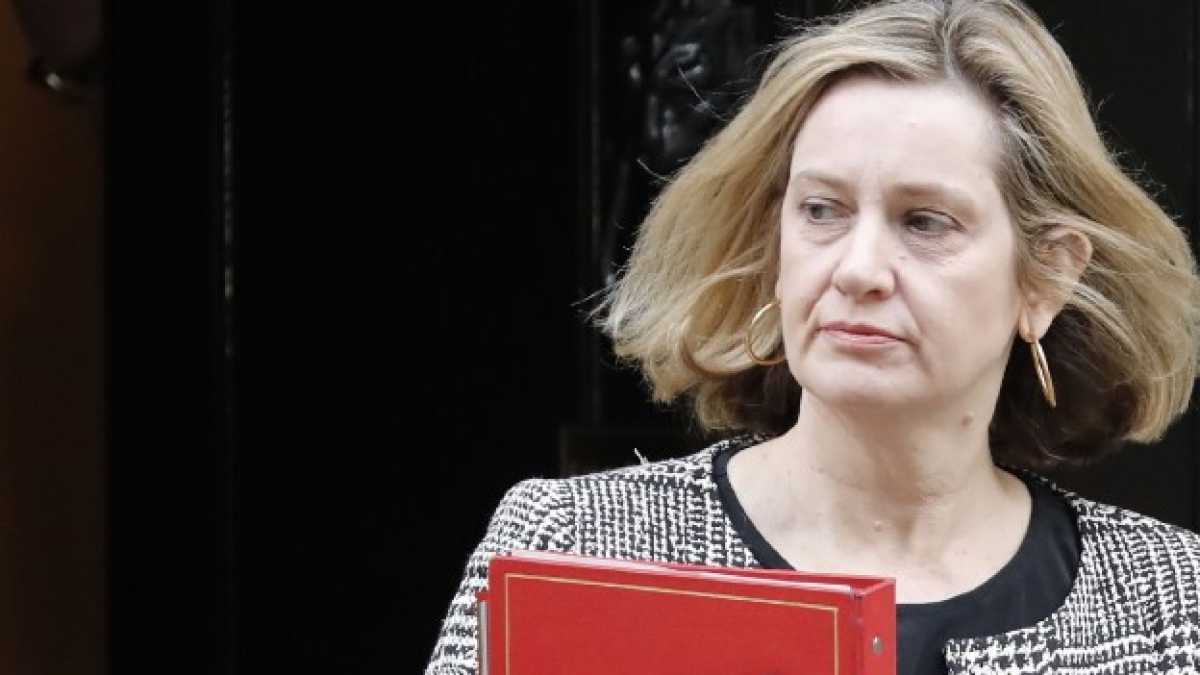 Immagine di La ministra inglese trollata dalla figlia e una generazione che ai genitori dirà: ma vi siete visti?