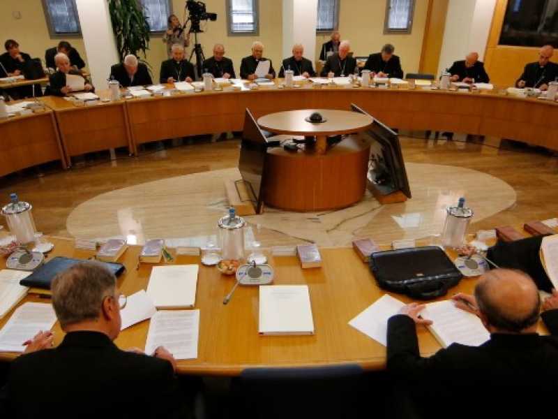 Una riunione della Cei (foto LaPresse)