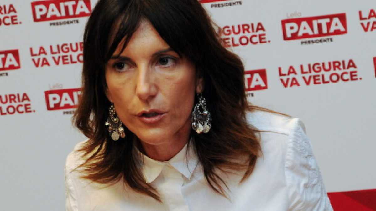 Immagine di Fuori dal fango. Parla Raffaella Paita