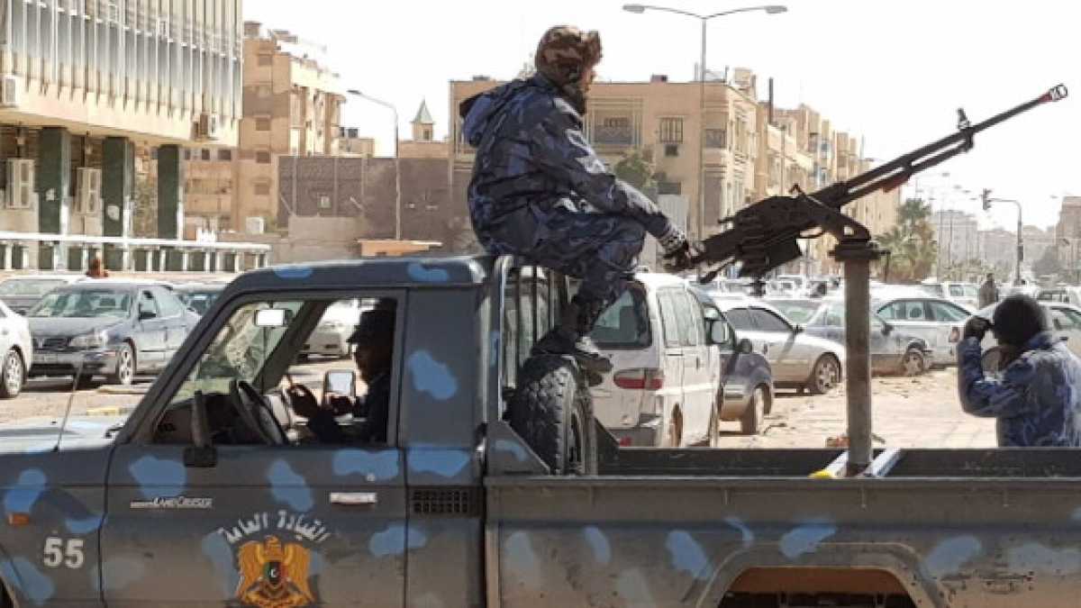 Immagine di Haftar marcia verso Tripoli, dove c'è un governo alleato dell'Italia