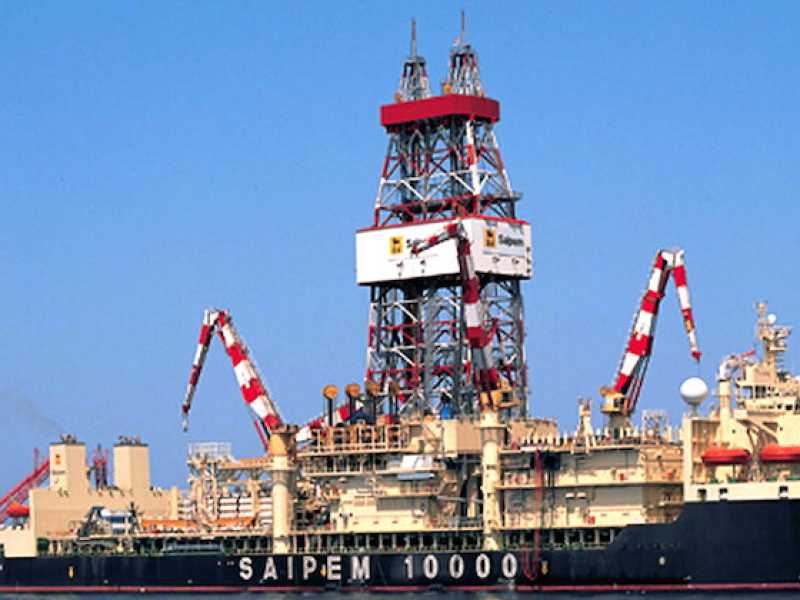 Una nave Saipem di perforazione. Foto Imagoeconomica