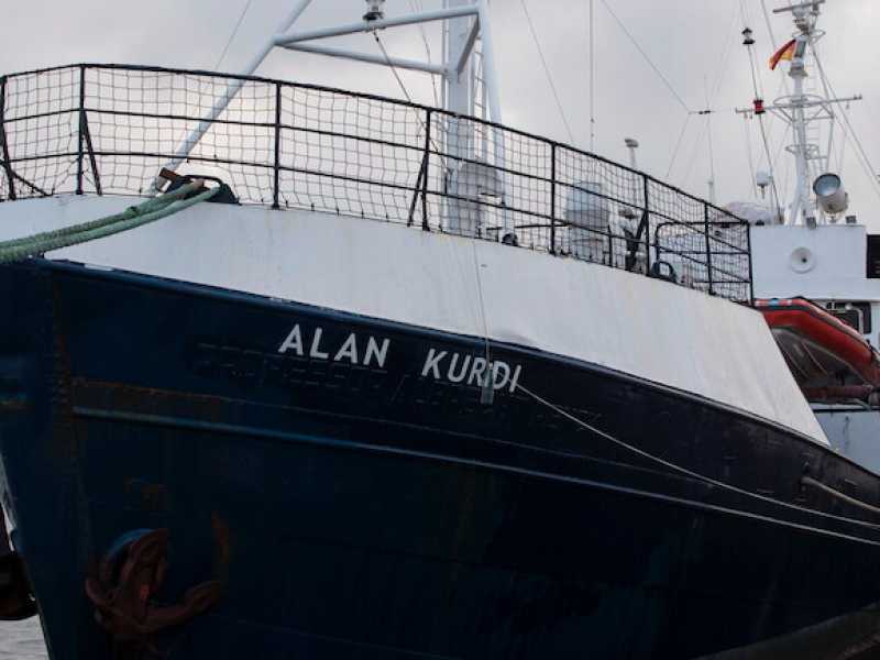 La nave Alan Kurdi (foto LaPresse)