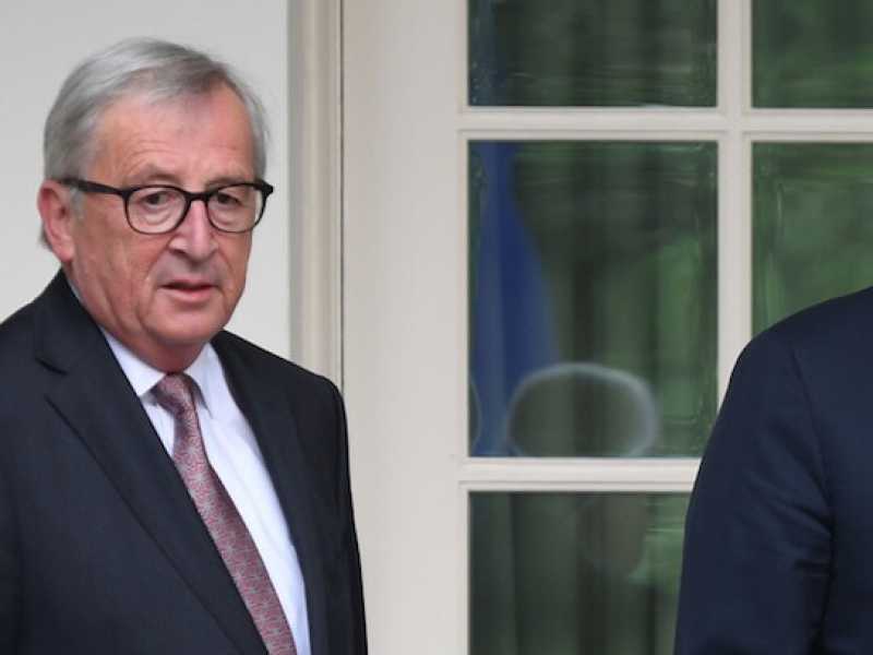 Jean-Claude Juncker e Donald Trump (foto LaPresse)