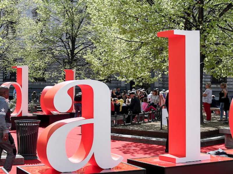 Il Salone del Mobile di Milano (Foto LaPresse)