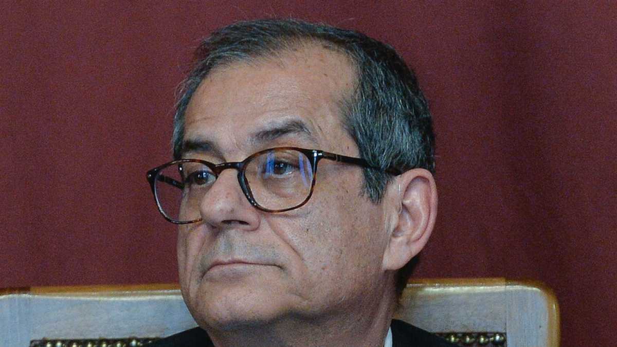 Immagine di Le dieci (oneste) ammissioni di Tria sui danni inflitti dalla manovra