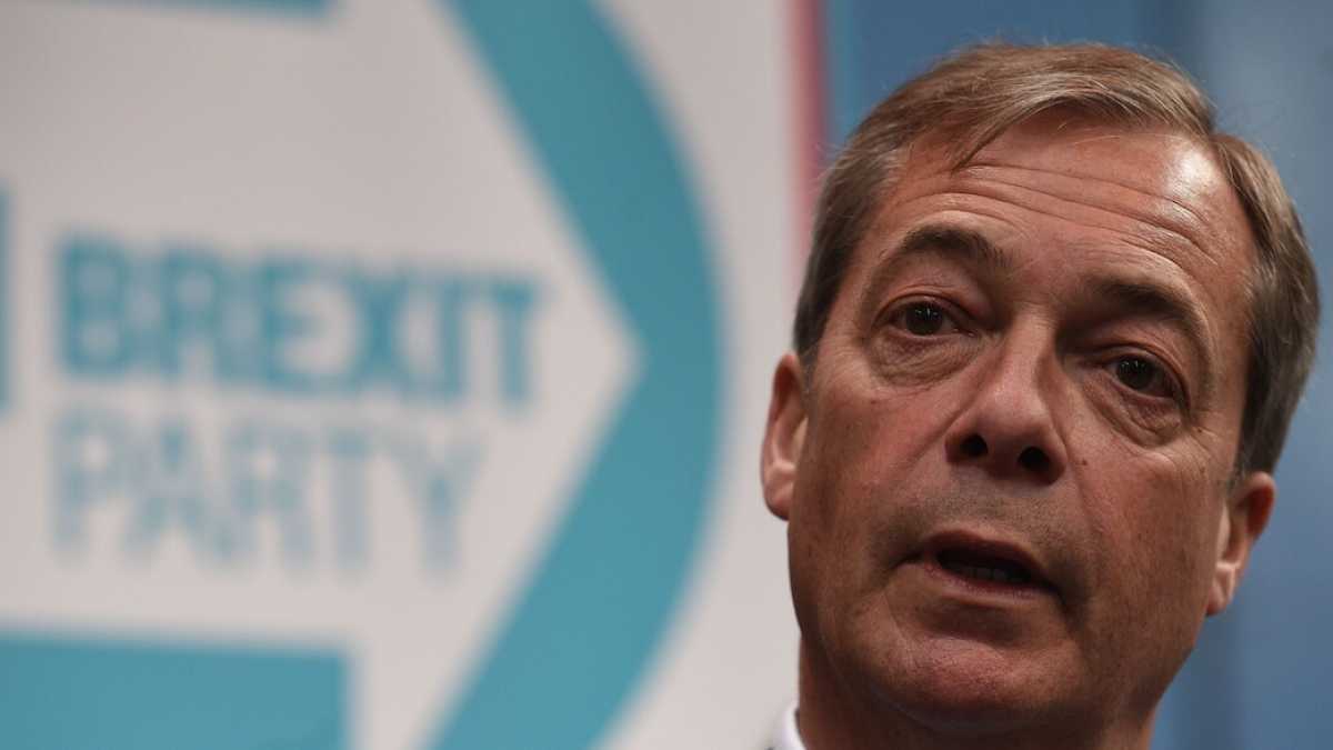Immagine di I vertici del Pd umbro ai domiciliari e la nascita del Brexit Party