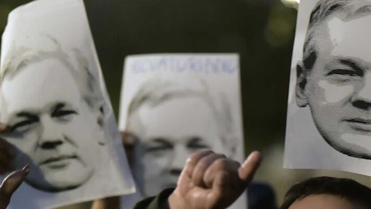 Immagine di Il progetto di Assange tra Putin, Trump e Correa. Con una spruzzata di antisemitismo