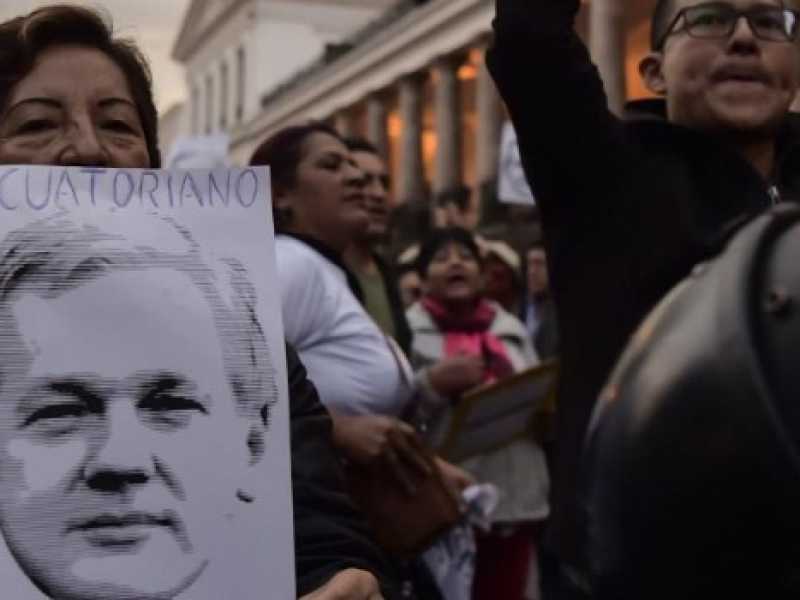 WikiLeaks, Julian Assange detenuto nella prigione di Wandsworth