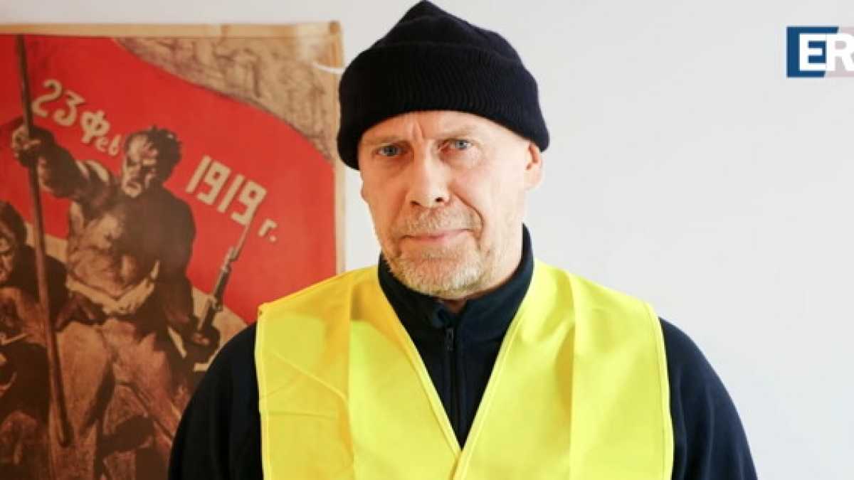 Immagine di Condannato per negazionismo Soral. Tifoso dei gilet gialli e dei loro incontri con Di Maio