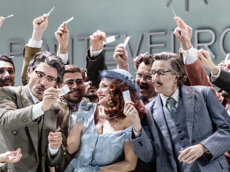 Un momento della &ldquo;Vedova allegra&rdquo; in scena Teatro dell&rsquo;Opera di Roma. Sul podio Constantin Trinks, la regia &egrave; di Damiano Michieletto (foto Yasuko Kageyama - Opera di Roma)