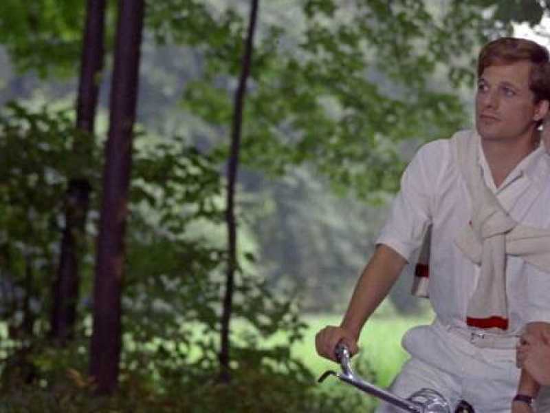 Lino Capolicchio e Dominique Sanda nel "Giardino dei Finzi Contini" (1970) diretto da Vittorio De Sica e trattato dall'omonimo romanzo di Bassani 