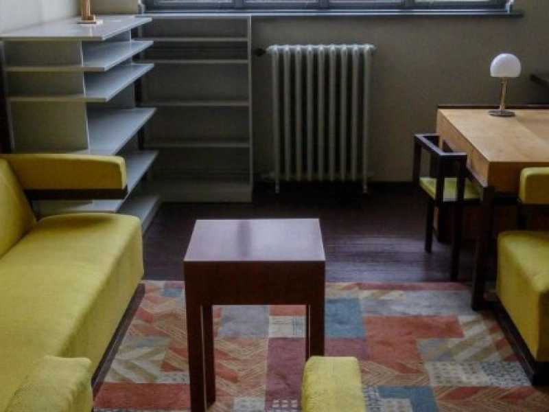 L'ufficio di Walter Gropius ricostruito nell'università Bauhaus di Weimar (foto LaPresse)