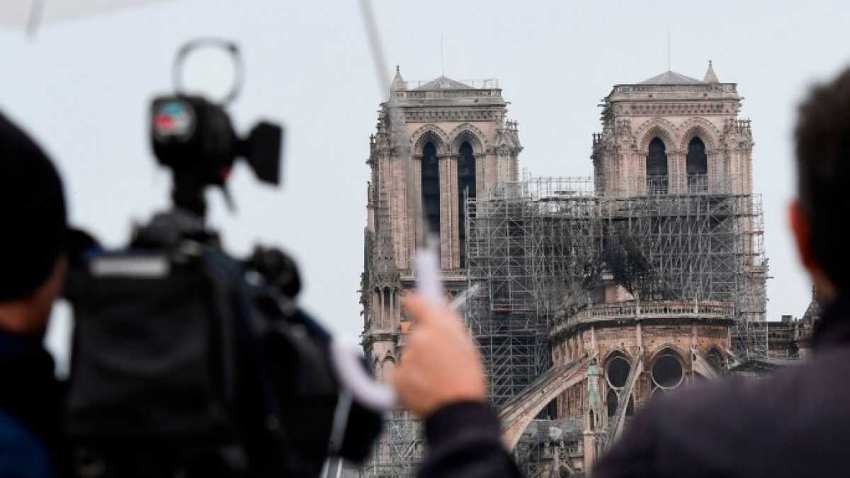 Immagine di Twitter dopo l’incendio di Notre Dame