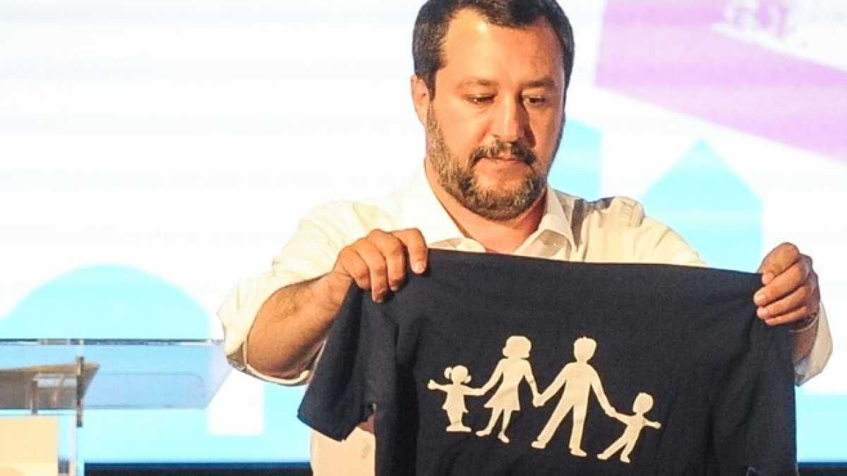 Immagine di Gli italiani usati come cavie fiscali