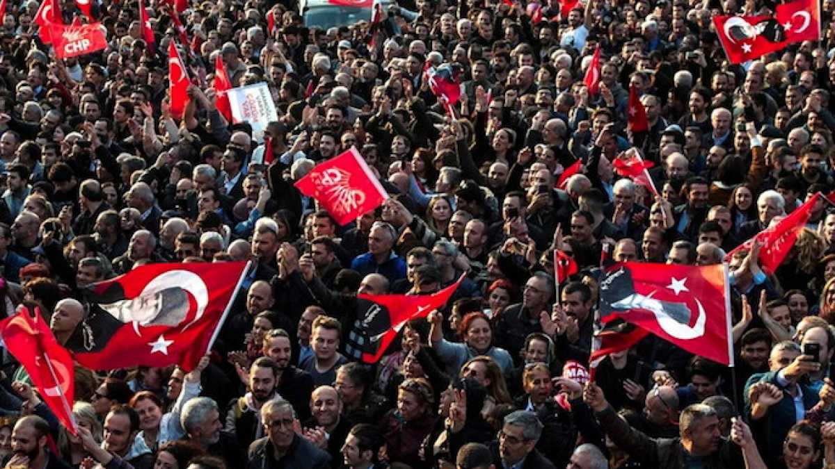 Immagine di Perché il 2019 sarà un anno terribile per il giornalismo in Turchia