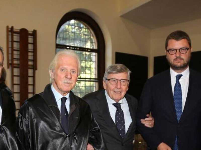 Mifsud (primo a sinistra) all&rsquo;inaugurazione dell&rsquo;anno accademico 2017 della Link, pochi giorni prima di sparire. A fianco il rettore Roveda, il presidente Scotti, l&rsquo;allora sottosegretario Migliore e u