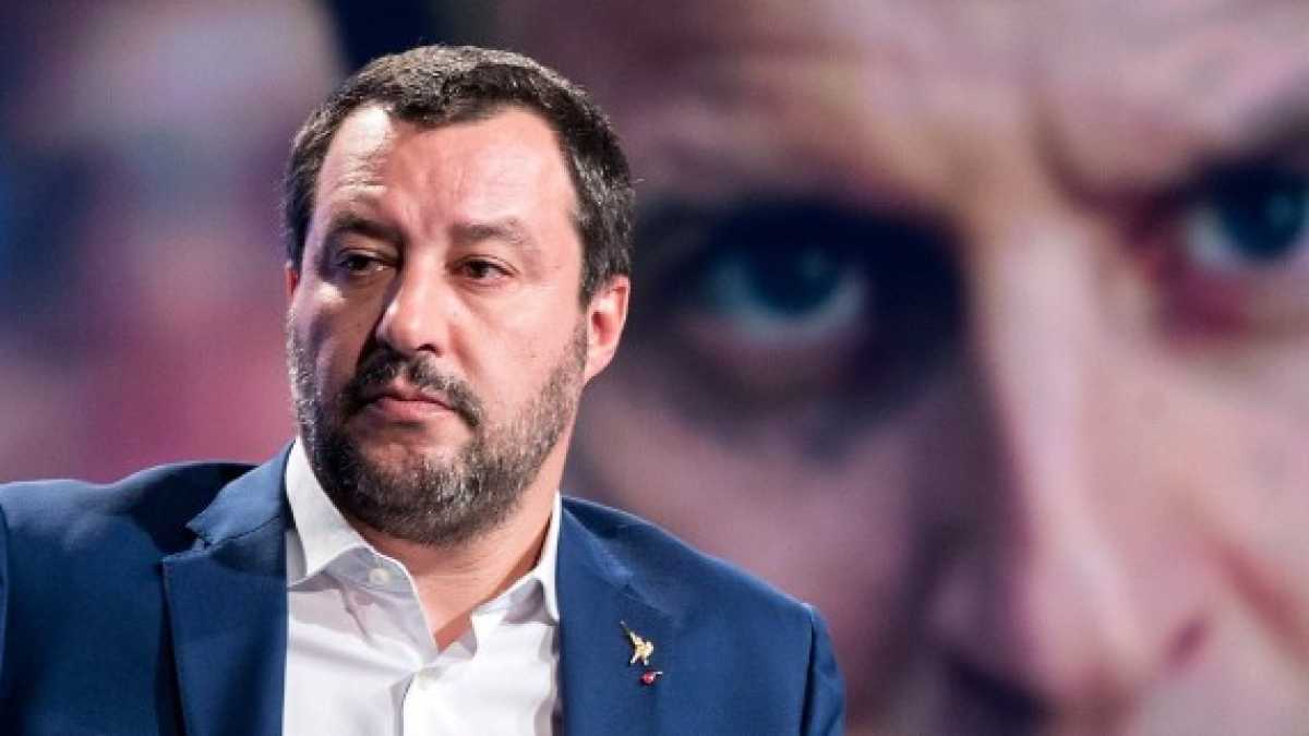 Immagine di Il duello Salvini-Macron alle Europee