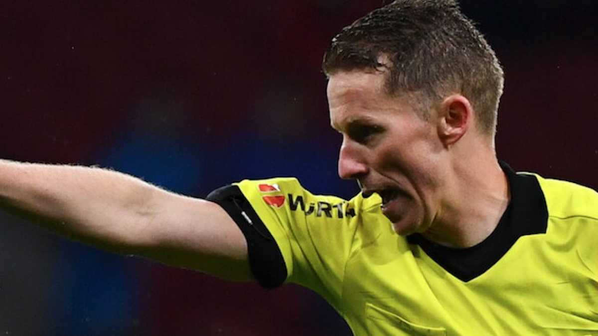 Immagine di Perché complicarci la vita con i falli di mano