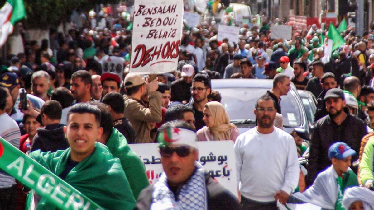 Immagine di Rigenerare la democrazia