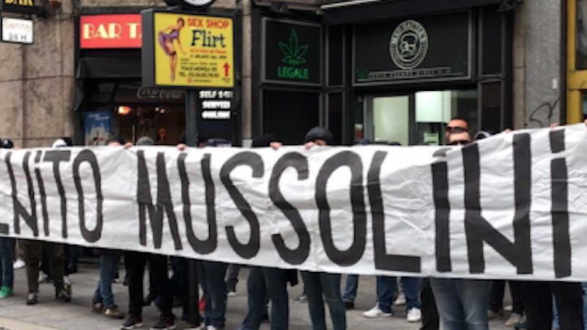 Immagine di Daspo agli ultras della Lazio per lo striscione su Mussolini