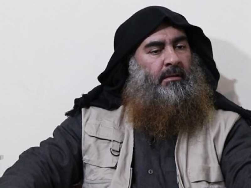 Cos&igrave; &egrave; riapparso dopo cinque anni, marted&igrave; scorso in un video di 18 minuti diffuso dall&rsquo;Isis, il capo dello Stato islamico, Abu Bakr al Baghdadi (foto LaPresse)