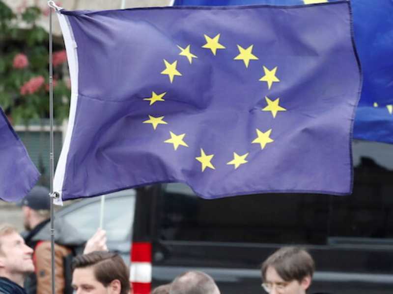 La manifestazione pro-europea a Berlino (Foto LaPresse)