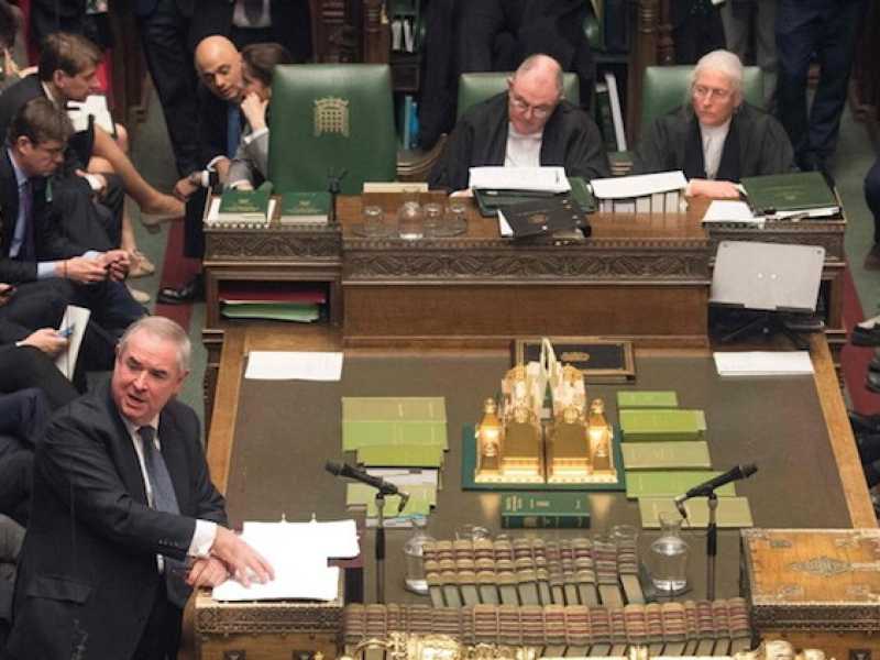 Un dibattito alla Camera dei Comuni a Londra (foto LaPresse)
