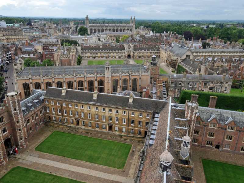 Immagine aerea del campus di Cambridge (foto LaPresse)