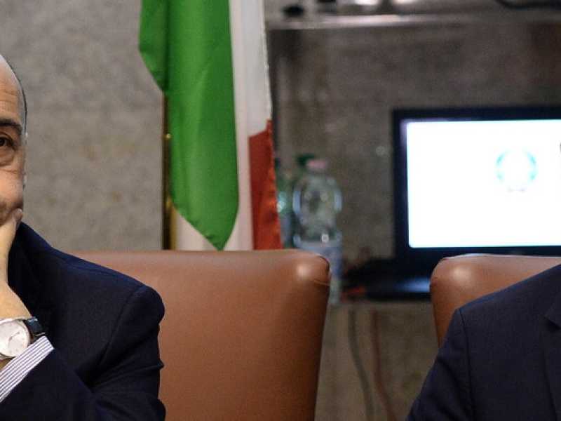 Nicola Zingaretti e Luigi Di Maio (foto LaPresse)