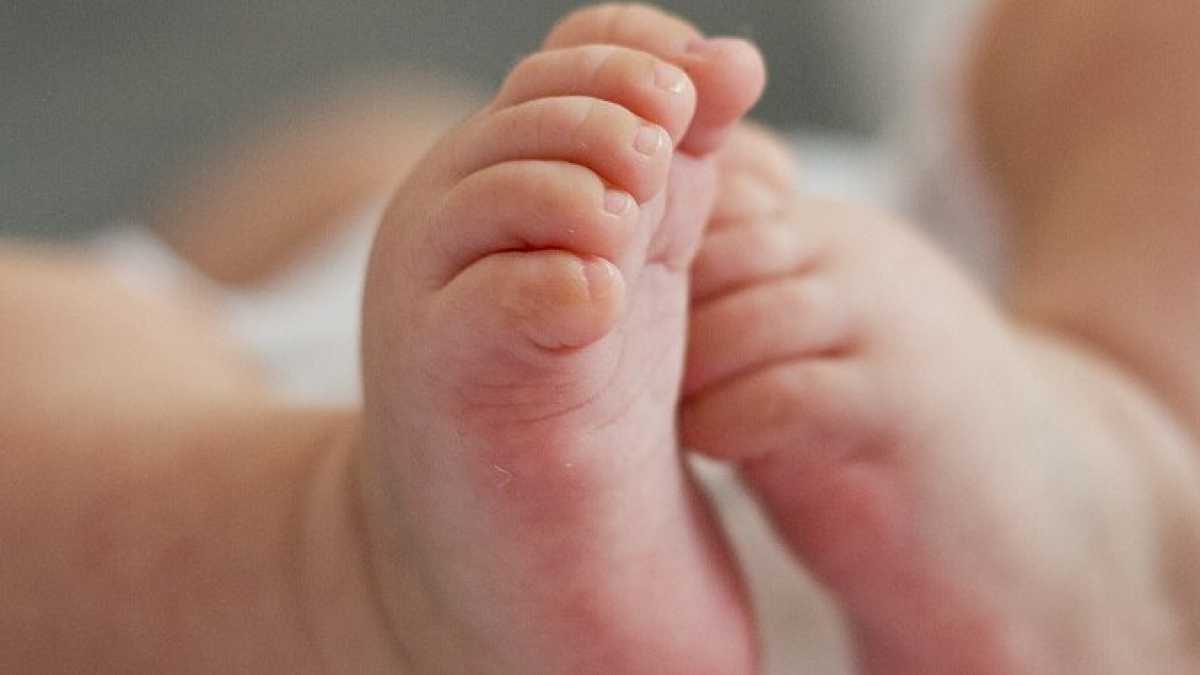 Immagine di Un preservativo contro le foto di bambini